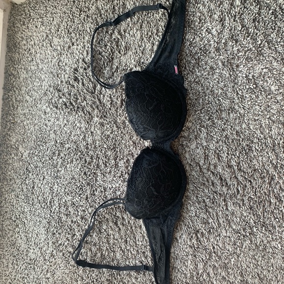 Victoria’s Secret Pink Date Bra - Picture 3 of 6